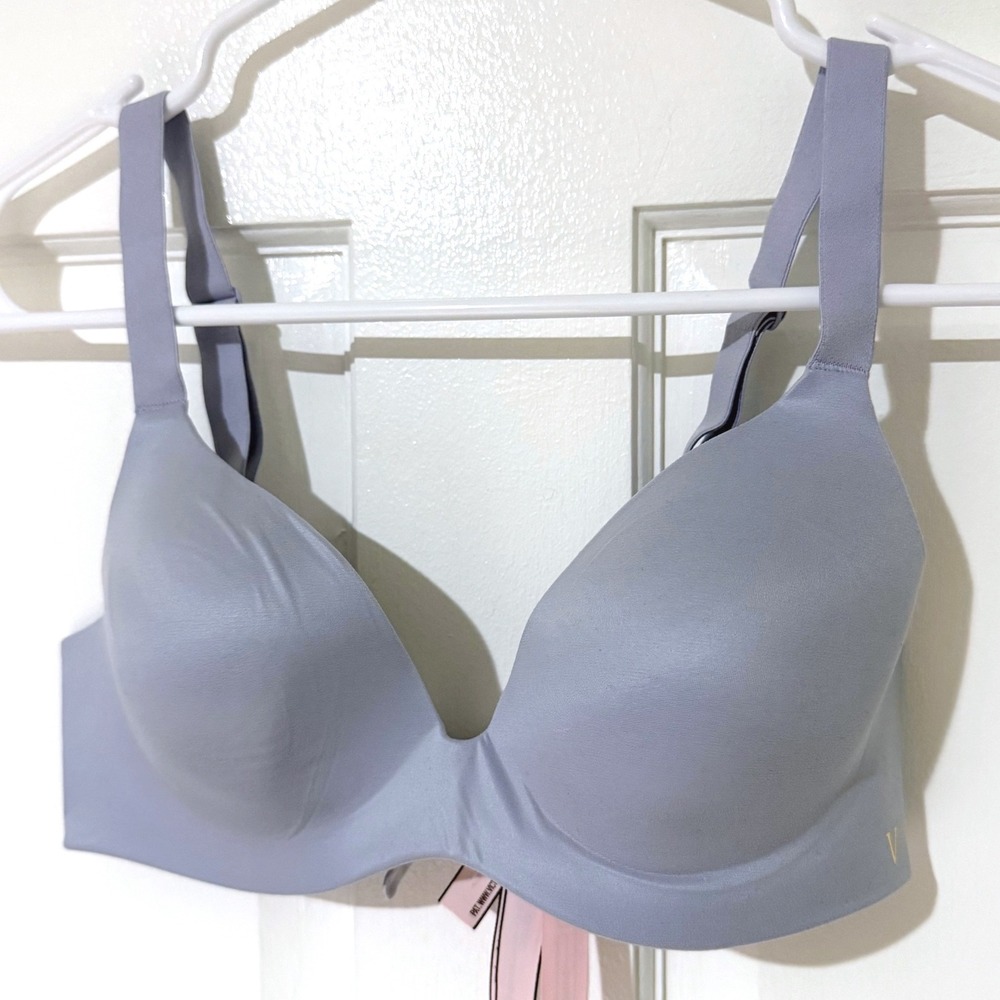 Victoria's Secret Bare Infinity Demi Bra Wireless Blue 32B